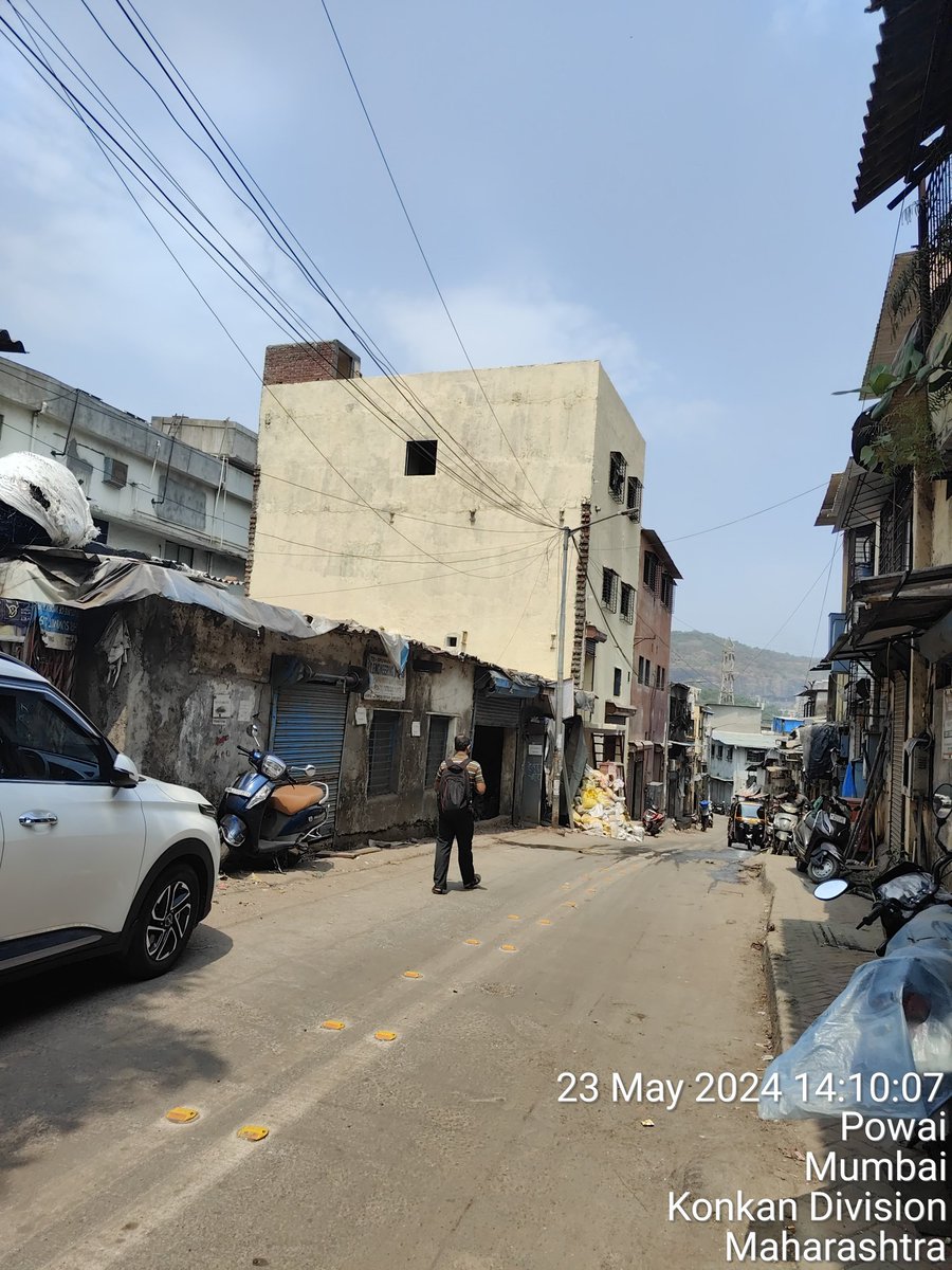 SirgurohAbid's tweet photo. 🚨 Immediate Notice: Unauthorized building in @mybmcWardL escalating from G+1 to G+3. Complaints ignored, Karpe and Sarvode remain silent. We need strict enforcement now, no more delays! #EnforceTheRules #StandForIntegrity #ActNow https://t.co/6p7GG28pfY