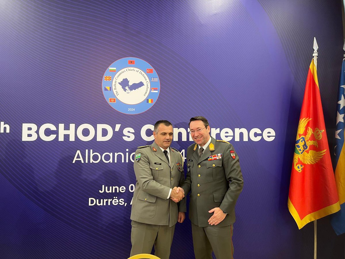 Heute in Vertretung des #CEUMC auf der 17. Balkan CHOD Konferenz in Durres/Albanien 🇦🇱!
EU 🇪🇺 security engagement with Western  Balkans is stronger than ever!
#EUinAlbania #EUdefence