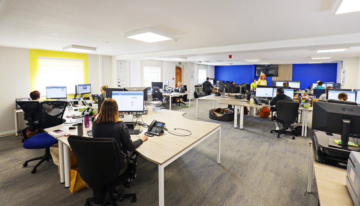 DMProjects_LTD's tweet photo. A well-designed office boosts productivity by 20%! Natural light and ergonomic furniture are key. Transform your workspace with MDfitout.
Have any questions?
📧 info@mdfitout.co.uk 📞 01516916688
#mdfitout #office #officefitout #design #interiordesign #officepartitions https://t.co/SBymTHV5b4