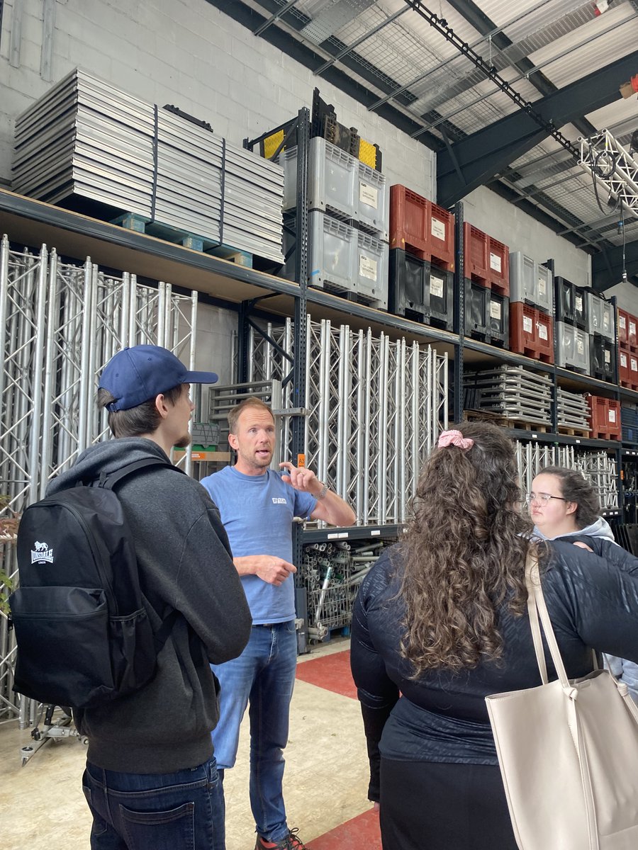 🙏Big thanks to <a href="/pytchuk/">PYTCH</a> who gave the young people on our Employment &amp; Skills Programme a tour of their site last week!

Great to get a sense of their work and hear from staff about the job roles available in a creative business like this!

#EmploymentSupport #YouthEmpowerment