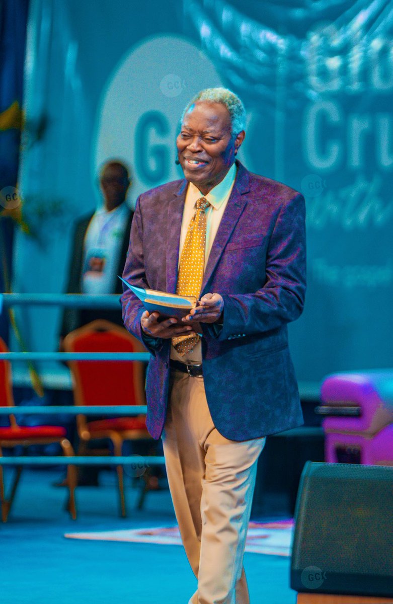 grace_adejoke's tweet photo. My daddy! My daddy 😍
The Defender of the Faith 🙌🔥
God's General 🔥
Happy birthday Papa 😍🎉🎉 More strength 💪🔥
#PastorKumuyiat83 https://t.co/Pou4H8Kdew
