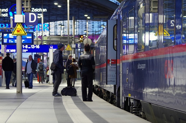 beuc's tweet photo. From timetable coordination and lack of investment, to practical issues like comfort, frequency, and ticket prices - there are many barriers on the tracks to a more efficient 🇪🇺 rail system. That's why we're publishing our EU Masterplan for Rail 🚉: https://t.co/ZzhvXp5SJ0 https://t.co/RYNUqWsZPs