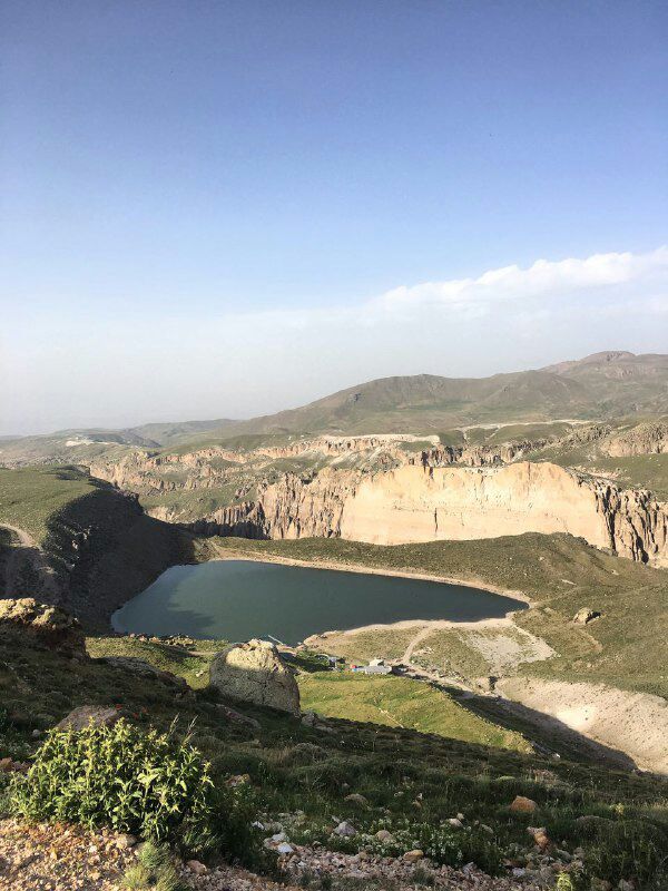 azar_hasani's tweet photo. آت گولی واقع در شيروان دره سی 
استان #اردبيل - مشگين شهر https://t.co/6qwCYGavae