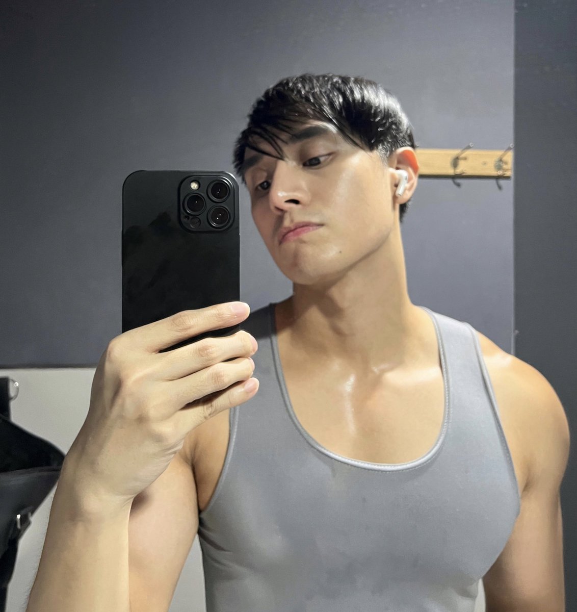 Adrian tweet media