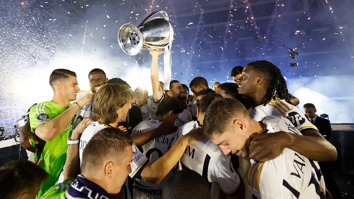 🏆🆙 #CHAMP15NS 🆙🏆