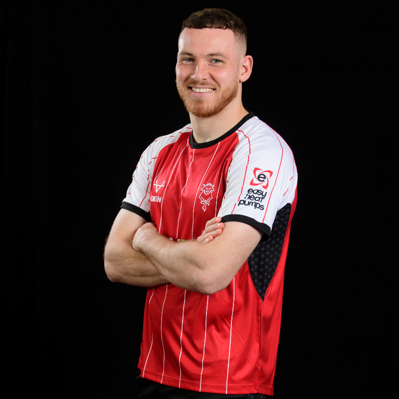 LincolnCity_FC's tweet photo. 🤝 City have secured a number of agreements which will see long-standing partners @Allen_Signs, @NicholsonsCA and Easy Heat Pumps again featured on their kit throughout the 2024/25 season.

#WeAreImps