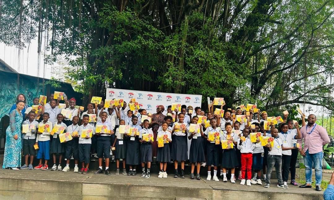 TMB_CD's tweet photo. La TMB soutient le projet SOS Planète Congo qui a vise à former les élèves à devenir des ambassadrices et ambassadeurs de l’environnement et de la culture de la #RDC. Revivons en images la matinée de restitution du 1/06 à Texaf Bilembo #texafBilembo #MadeinRDC #RDCongo #Congo https://t.co/4E4xSCncoD