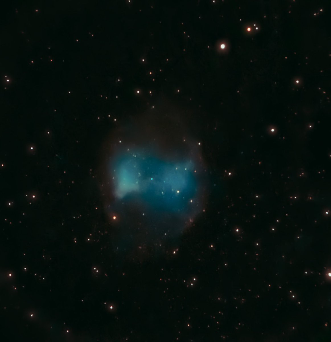 BellanoMarco's tweet photo. M27, Nebulosa Manubrio.

Padova, 2 giugno 2024, ore 00:30 circa. 

Ancora un esperimento col cellulare.

Telescopio Celestron Edge HD 8, oculare da 12 mm, adattatore NeXYZ, iPhone 15 Pro Max. https://t.co/p9gyLgvxMj