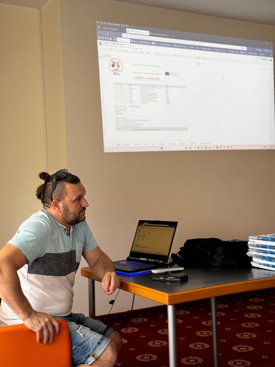 cebderorgtr's tweet photo. Ortağı olduğumu Erasmus+ Career Counselling projemizin son toplant��sı Slovenya’nın Maribor şehrinde gerçekleştirildi. Faaliyette projede yapılan çalışmalar değerlendirilirken son yapılacak çalışmalar planlandı. https://t.co/Rt3CwJPKNA