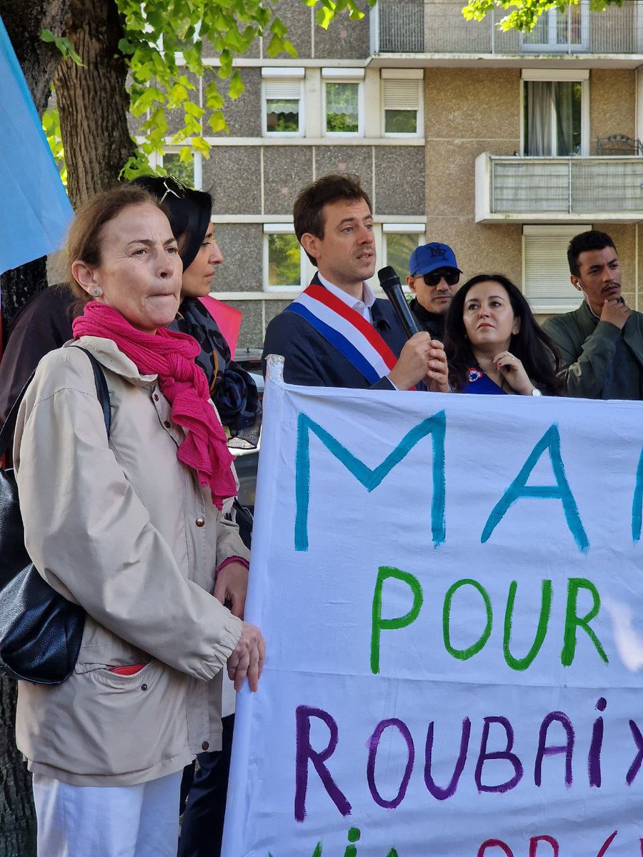 leilachaibi's tweet photo. À Argenteuil avec @PaulVannierFI pour soutenir la marche pour la paix et la justice sociale de notre candidat @BENALIBrahim20.
💪250 km de marche entre Roubaix et Paris, à la rencontre des citoyens. Bravo à eux !
👉Pour des députés de terrain votez @ManonAubryFr #UnionPopulaire https://t.co/xEqjV9oSV2