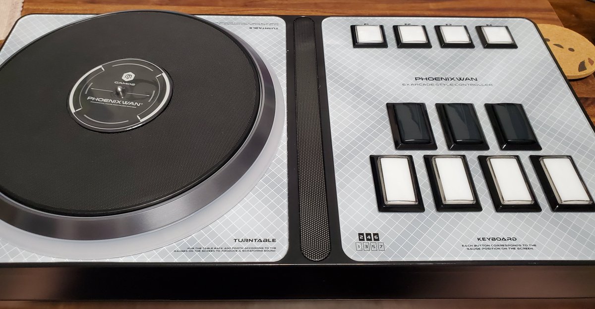 ライトニング皿届きました!! 3枚目の画像のシートは皿の重さを調整