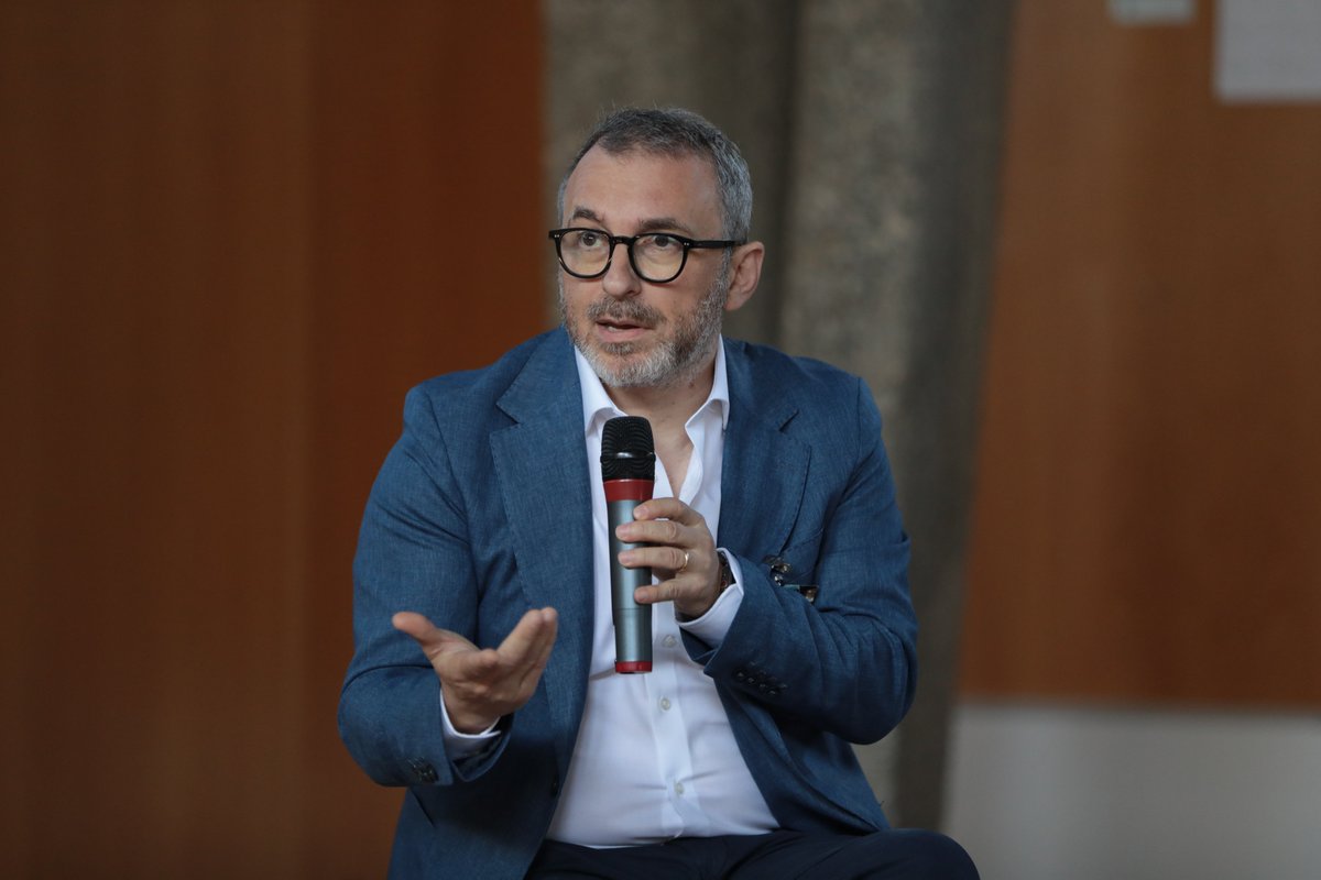 SMI_Group_IT's tweet photo. L’XDR, eXtended Detection and Response, è stato al centro dell’intervento di Andrea Scattina, Country Manager Italy di @StormshieldITL al nostro Open Day SMI 2024, come soluzione alle minacce informatiche più evolute.

🎙 “Oggi le minacce informatiche stanno diventando sempre più complesse e persistenti grazie anche al contributo dell’intelligenza artificiale, che consente di elaborare attacchi sempre più articolati, in grado di eludere i sistemi di protezione convenzionali. L'eXtended Detection and Response o XDR di Stormshield rappresenta invece l'evoluzione delle soluzioni di Detection and Response: grazie all’aggregazione di dati ed informazioni provenienti da varie fonti consente di avere una visione d’insieme del problema attraverso un sistema “intelligente” di elaborazione, che permette quindi di orchestrare diverse azioni e automatizzare risposte efficaci alle minacce cyber”.

#OpenDay #OpenDaySMI #6giugno #SMI #SMIgroup #IntelligenzaArtificiale #AI