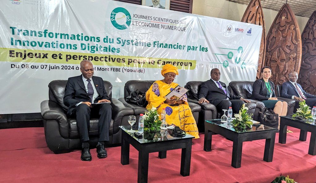 alicia_mouelle's tweet photo. C'est le lancement de la première édition des JOURNÉES SCIENTIFIQUES SUR L'ÉCONOMIE NUMÉRIQUE à @montfebe à Yaoundé. Du 6 au 7  le thème transformations du système financier par des innovations digitales: enjeux et perspectives pour le Cameroun sera exploré en plénière https://t.co/j3wwrXdxCZ