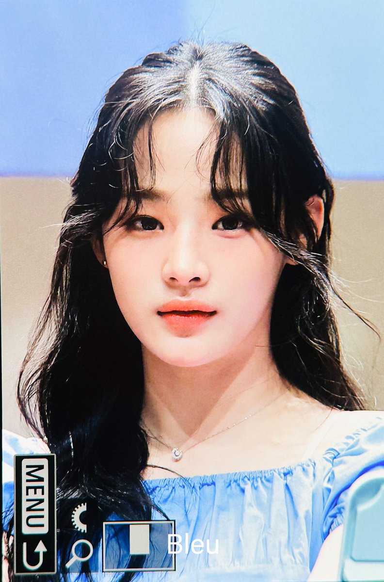 240604 팬싸인회

☺️☺️
민지 뉴진스 minji newjeans