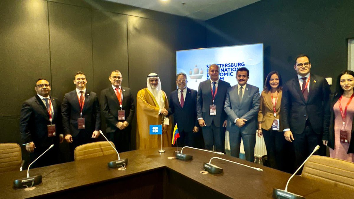 OPECSecretariat's tweet photo. #OPEC SG HE #HaithamAlGhais held a meeting with HE Jose Felix Rivas, Vice-President for Economy and Minister of Planning of the Bolivarian Republic of Venezuela🇻🇪, in St. Petersburg, Russian Federation, on the sidelines of #SPIEF2024. In attendance were HE Ali Padron, Venezuela’s Minister of Tourism, and HE Jesus Salazar, Ambassador of Venezuela to Russia, and accompanying OPEC Delegation.

In his remarks, HE Al Ghais thanked HE Nicolás Maduro, President of the Bolivarian Republic of Venezuela, for his exemplary leadership, wisdom and instrumental role in OPEC’s affairs. “We are grateful for the valuable and continuous support of His Excellency President Maduro for OPEC and the global oil market.”

HE AlGhais also conveyed his deep appreciation to HE @delcyrodriguezv, Executive Vice President, and HE Eng. Pedro Tellechea, People's Minister of Petroleum.

Discussions focused on developments in global oil and energy markets, as well as key industry issues related to energy transitions, climate change, energy poverty and the important role of oil in ensuring energy security.