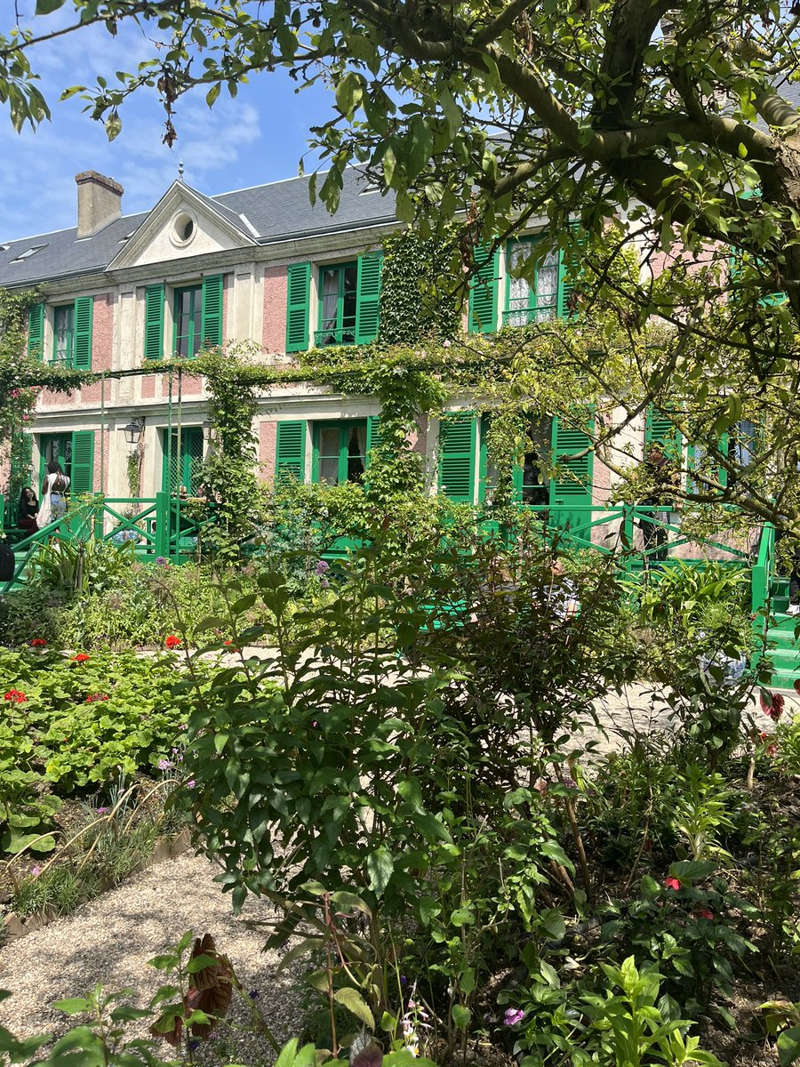 tttkuuurt's tweet photo. Giverny🌿
#france https://t.co/hTzoLFP3SY