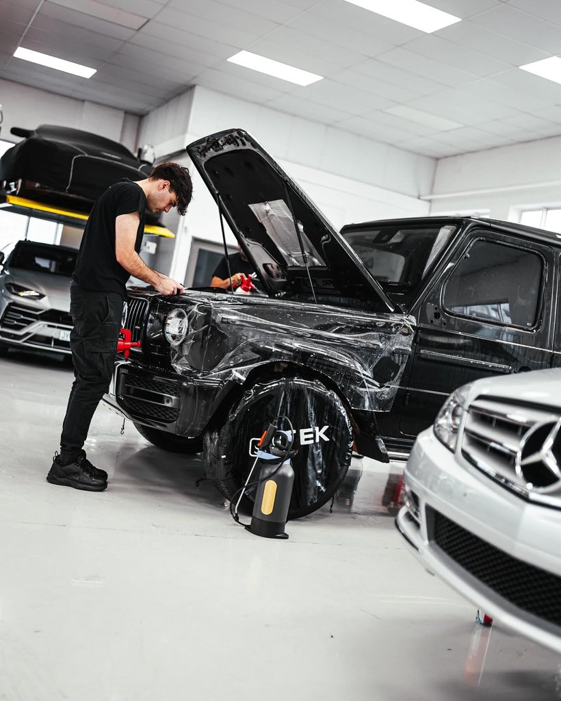 The Archive Automotive tweet media