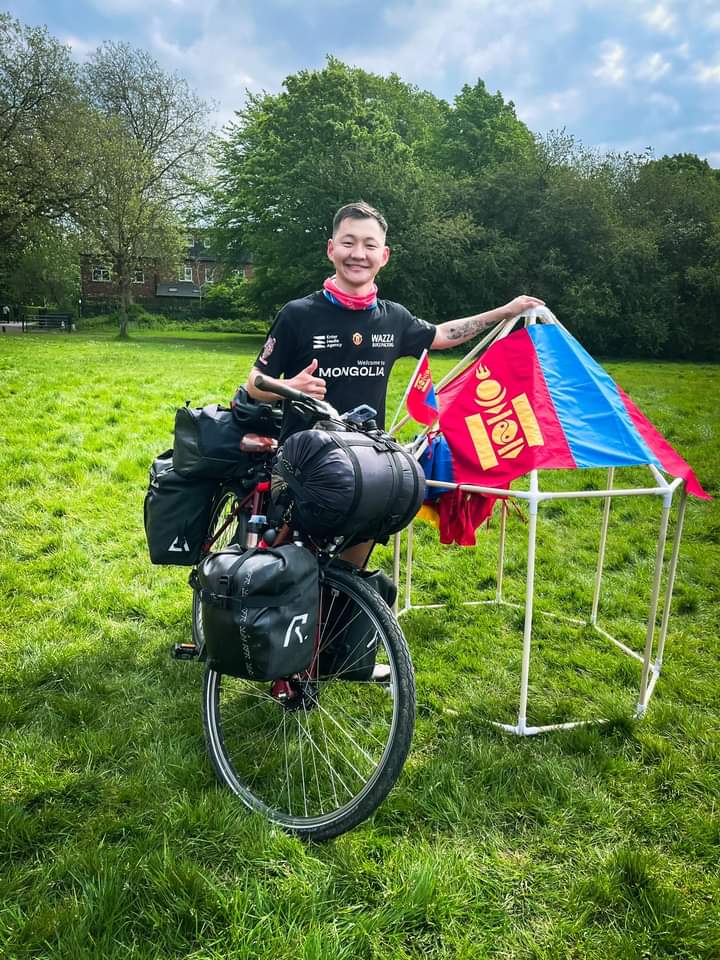 #wazza : Миний санаа талбай дээр аль болох олуулаа дугуйтай прад үүсгэж очвол #Улаанбаатарт #дугуй унадаг хүмүүс хэр их болсныг хотын удирдлагууд маань хараг бас #дугуйчдынхаа аюулгүй байдлын төлөө анхаарал хандуулах, #хөдөлгөөний зөв зохицуулалт хийх цаг болсныг ойлгоосой.