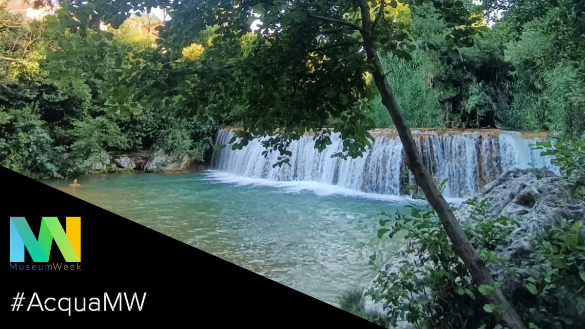 Difesa dalle rive del Tronto e del Castellano, Ascoli ha sfruttato nei secoli la forza motrice dei due corsi d'acqua e beneficiato dei poteri salutari delle acque termali.

📸 Nella foto una delle cascate del torrente Castellano nei pressi di Porta Cartara.

#MW2024 #AcquaMW