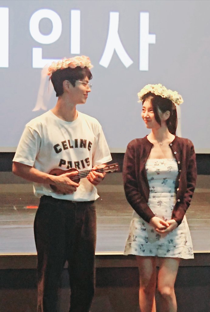 keeptalkingbird's tweet photo. 240606 원더랜드 무대인사
#수지 #박보검 https://t.co/SSIF7XevEq