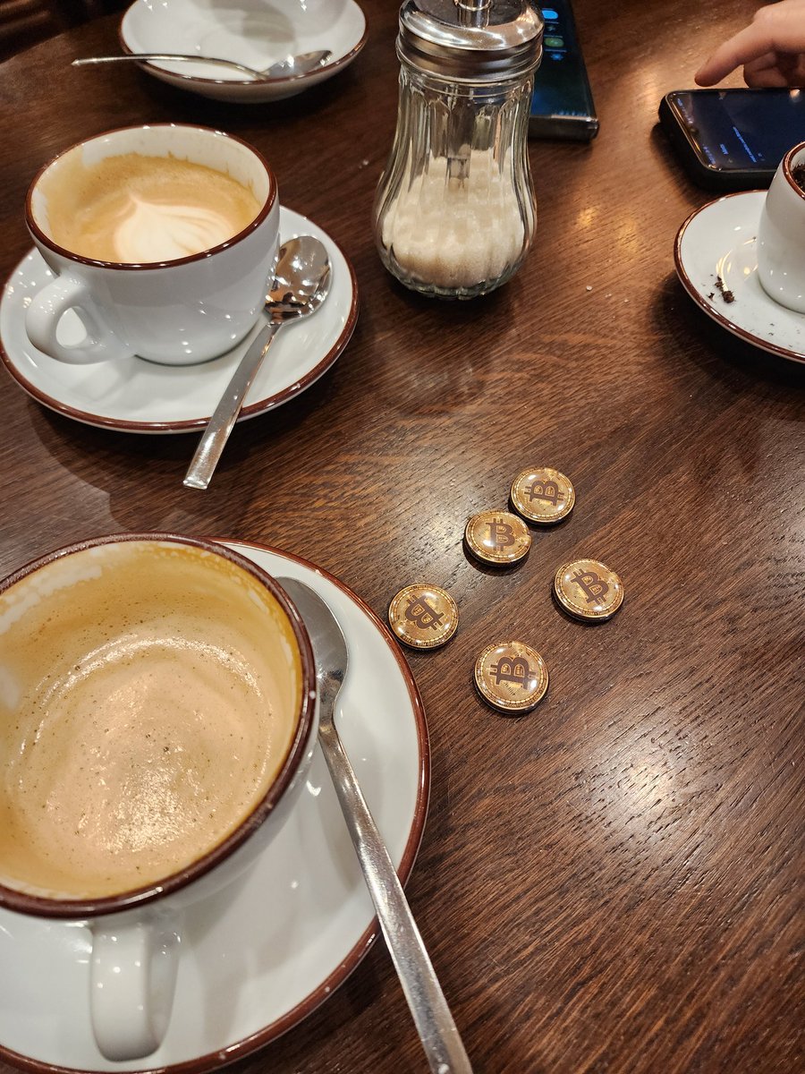 BitcoinTourists's tweet photo. Thank you Freiburg for a wonderful bitcoin experience! Thank you to @Formatoshi for showing us around. We had fantastic tacos at #YepaYepa and delicious coffee at @KolbenKaffee
Thank you @NoWasteBTCsigns signs delivered!
#FreiburgBitcoinCity https://t.co/C1p2Ac4cdT