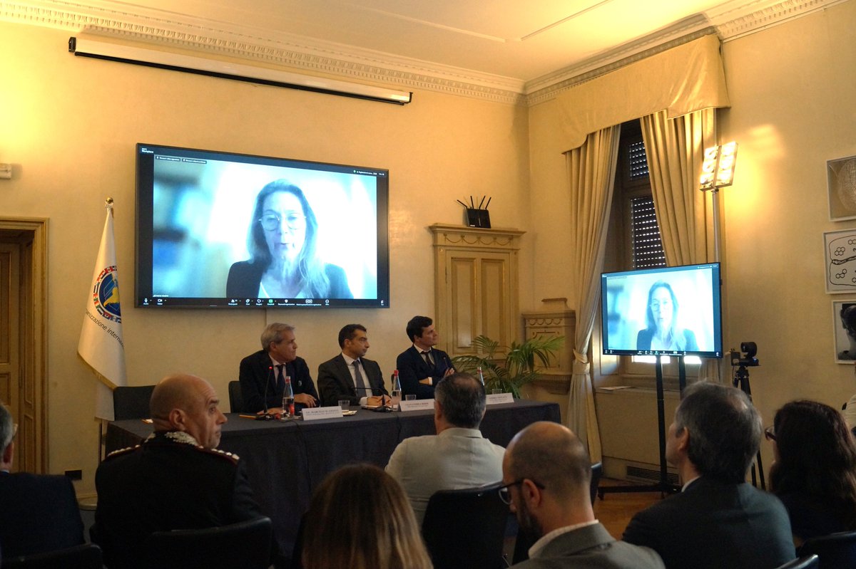 iila_org's tweet photo. 🌱Esta mañana presentamos en la #IILA con @ALINVESTVerde y en colaboración con @ARGinITALIA el sistema de trazabilidad #VISEC: una herramienta para promover el comercio de productos argentinos libres de deforestación.
¡Gracias a todos los participantes! https://t.co/gtdCFsfNgZ