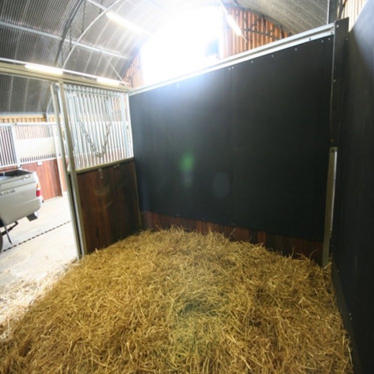 Oliveryang0202's tweet image. E-purchasing: 10mm EVA Wall Mat for Horse Stall - Wall Padding Waterproof Foam Protector, Protects Your Horse in the Corner #HorseStall #WallPadding #EquestrianLife