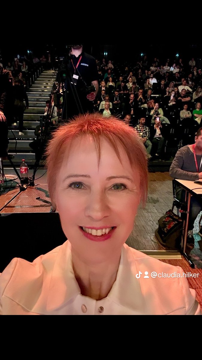 #contra2024: hier gibt es heute spannende Vorträge über #KI im #Marketing in #Düsseldorf