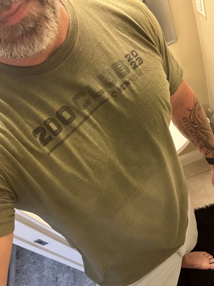 AOuvier's tweet photo. 5:30am Grind ✅. #nodaysoff💪 #200club #hardexerciseworks #hew #hewjupiter https://t.co/q5HnMczWUO