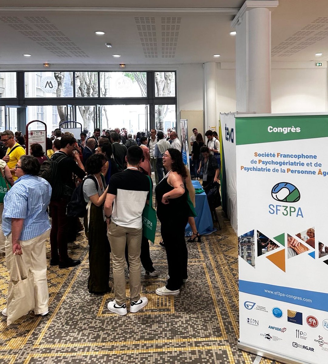 3114_appel's tweet photo. 📷EN DIRECT : Les équipes du 3114 participent en ce moment au 5e congrès de la #SF3PA - Société Francophone de Psychogériatrie et de Psychiatrie de la Personne Âgée à #Montpellier.
L'occasion d'échanger avec de nombreux professionnels présents autour de la prévention du suicide chez le sujet âgé et plus particulièrement chez les patients âgés atteints d’un trouble psychiatrique.
👋 Merci au centre répondant de Montpellier pour cette participation !
#psychogériatrie #gériatrie #psychiatrie #santémentale #preventionsuicide