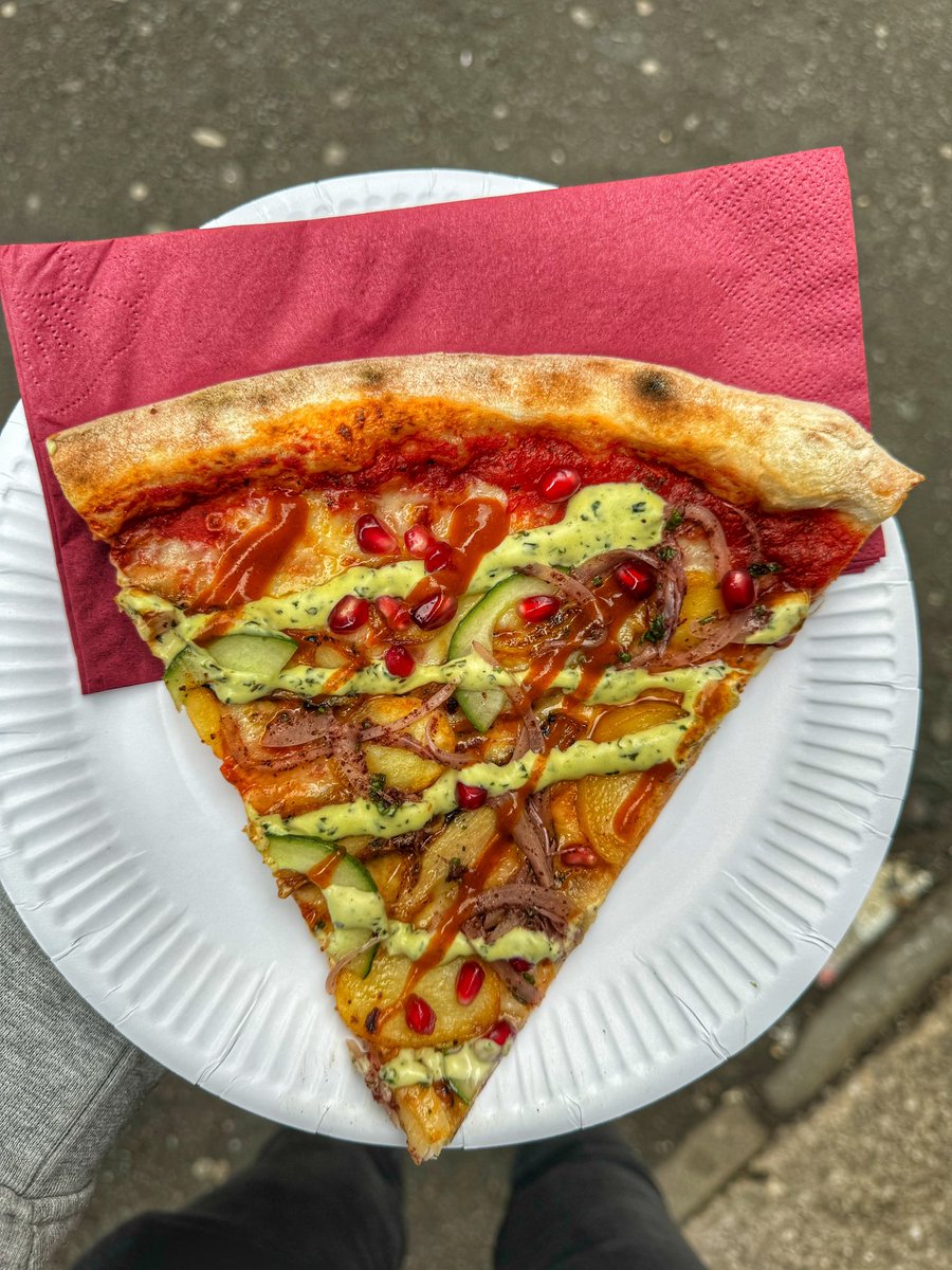 JUNE PIZZA SPECIAL. Beauty. Rishi Sumac*

- Chicken Shawarma
- ⁠Sumac Onions
- ⁠Batata Harra (spicy potato)
- ⁠Pomegranate Seeds
- ⁠Parsley + Garlic Sauce
- ⁠Chilli Sauce

*Pedro holds no affiliation to any political party. All thoughts are his own.

LET'S GO.