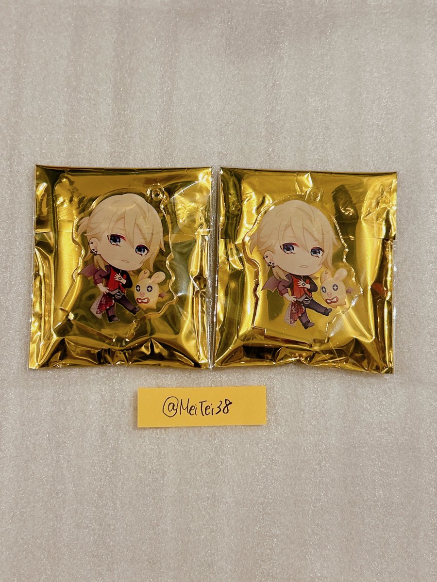 MeiTei38's tweet photo. @gh_sytkg カヤ様、初めまして。検索よりお声がけ失礼いたします。

こちらのアクスタ増長・釈村と、同種遙日くんを郵送にて交換していただけませんでしょうか？
どうぞよろしくお願いいたします。 https://t.co/0hjrleLaY8