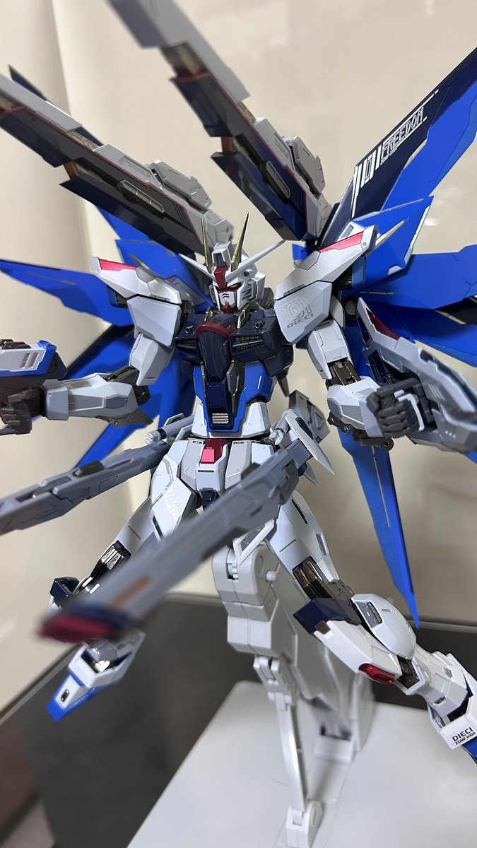 rx0uc1's tweet photo. メタルビルド　フリーダムガンダム　魂ネーション2023 限定カラー https://t.co/Xi63IJOoUZ