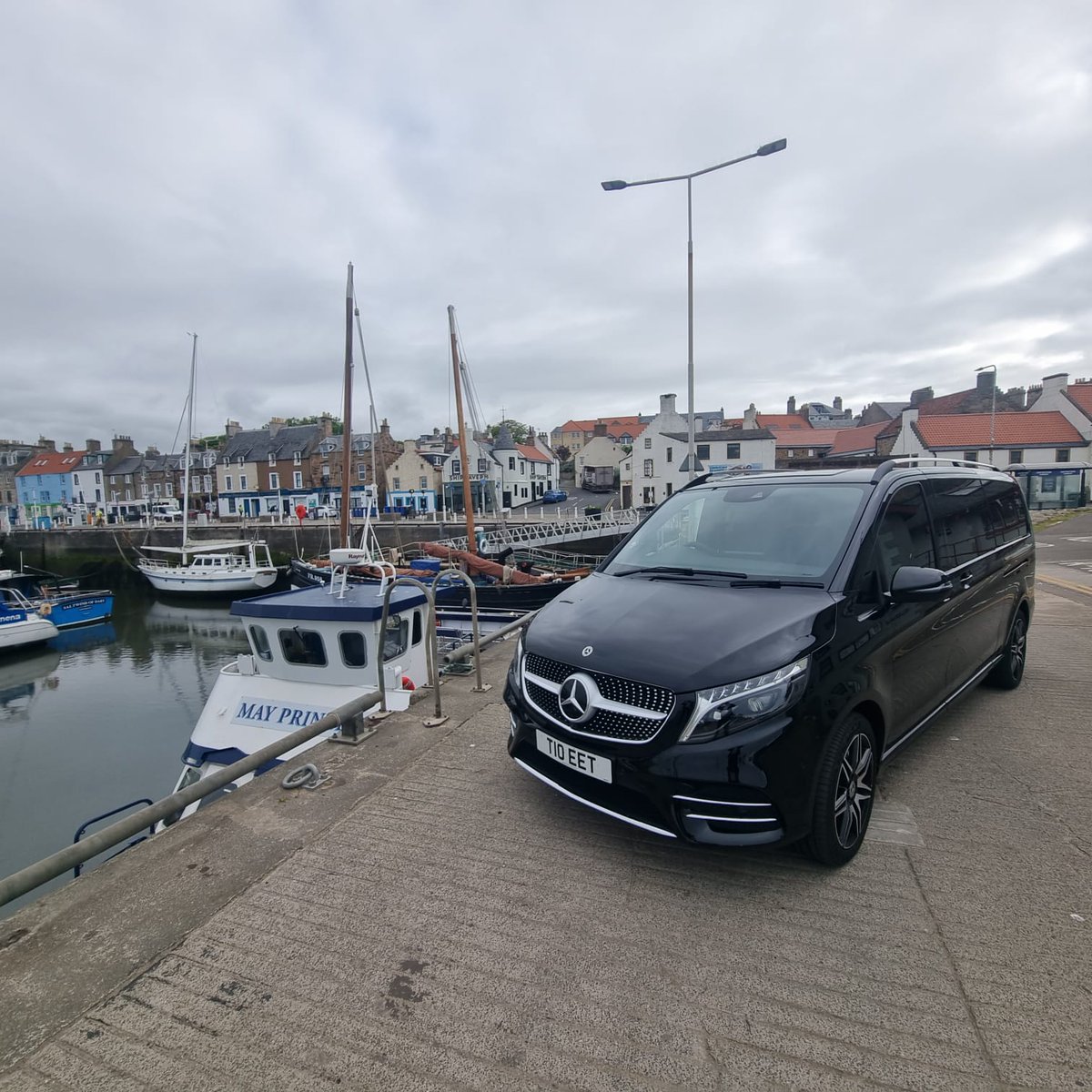 EdExecTravel's tweet image. A morning airport transfer from Anstruther.  

Even on overcast days, it never fails to charm. 

#Anstruther #Scotland #ScottishTours #Transfers #AirportTransfers #LuxuryTravel #DrivesWithDistinction #EdinburghExecutiveTravel #MercedesBenz #MercedesVClass #Harbour #SeasideTown