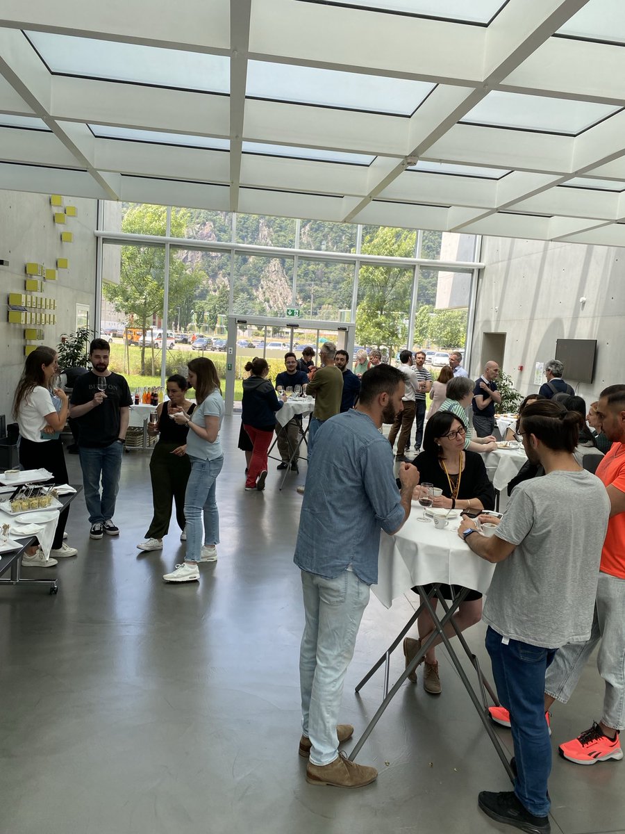 maurizio molinari (@molinarilab) on Twitter photo Great workshop on room temperature- and cryo-electro microscopy organized at <a href="/BellinzonaIrb/">IRB_Bellinzona</a> <a href="/USI_en/">USI University</a> Great workshop on room temperature- and cryo-electro microscopy organized at <a href="/BellinzonaIrb/">IRB_Bellinzona</a> <a href="/USI_en/">USI University</a>