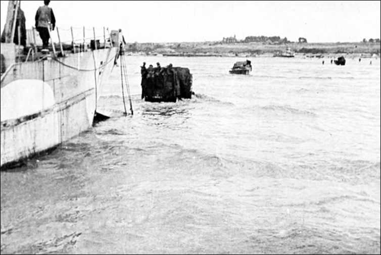 Around this time 80 years ago today, numbers 15082 and 15083 GCI radar units were on their Landing Craft approaching Omaha and Gold beaches respectively.