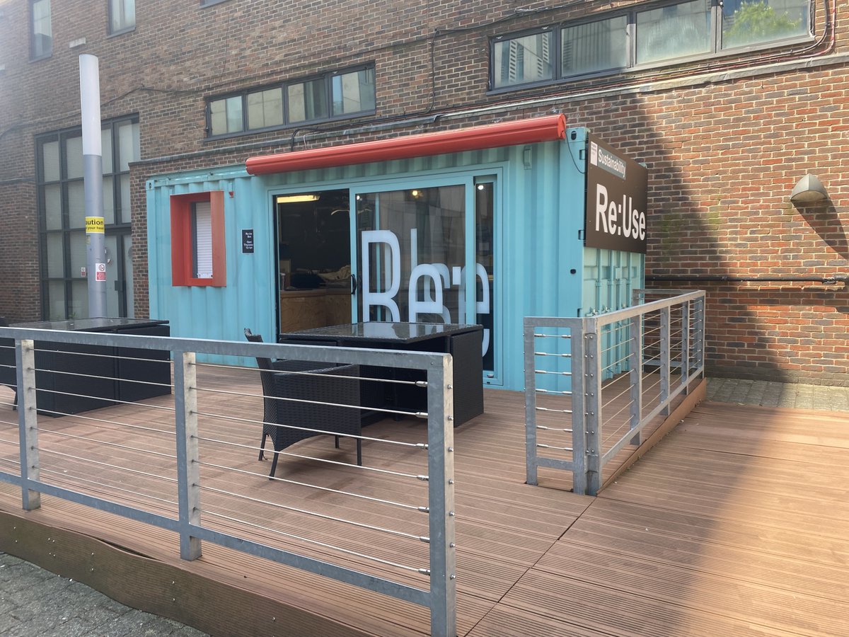 KUsustainable's tweet photo. @KingstonUni RE:USE box is open today 12:00 - 13:00, JG courtyard, PR. Here for all your stationery needs. Take what you need, donate your surplus and reduce waste. #sustainability #waste https://t.co/On7re9sEAI