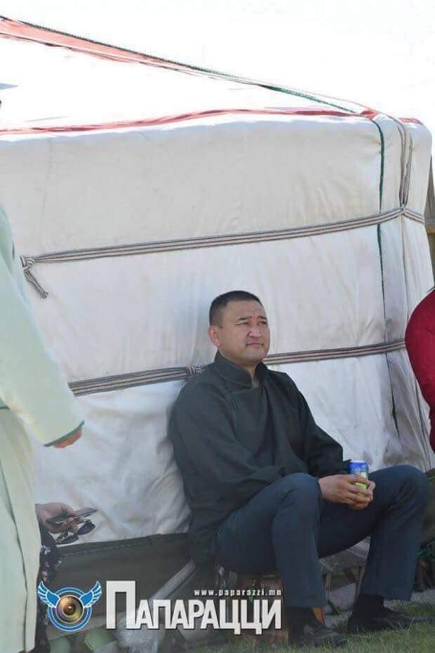 Утаа яагаад буурахгүй бна гсн асуултанд салхи бага бна гэсэн хүн шүү дээ