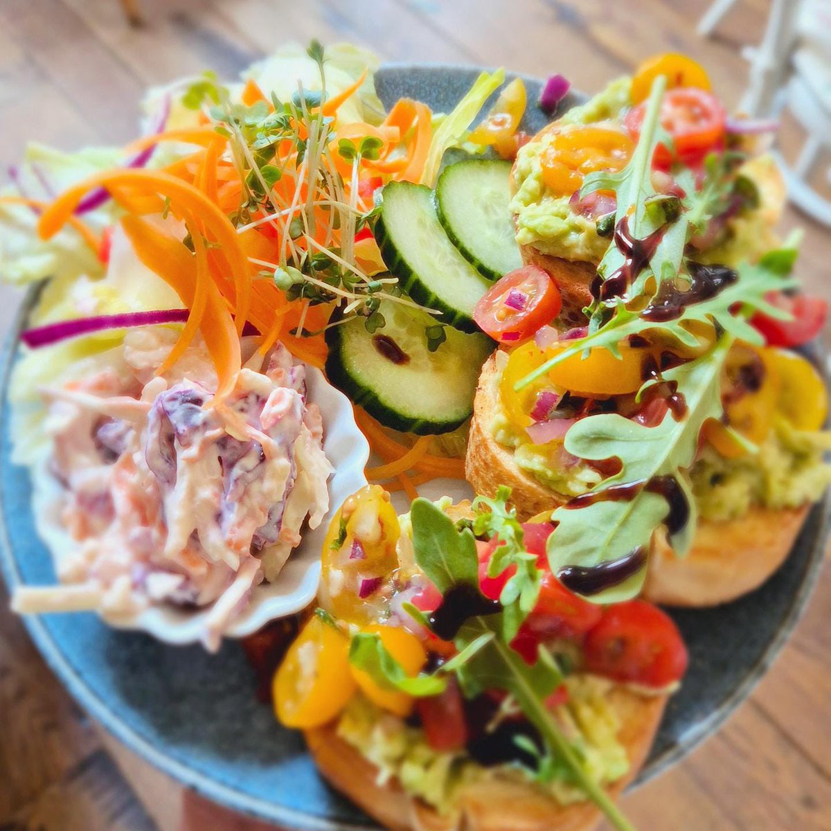 brewerytearooms's tweet photo. Todays menu
•Broccoli and stilton quiche
•Bruschetta with smashed avocado
•Baked potatoes with sour cream and chive mushrooms
•Ploughman's with our homemade pastry
•Paninis
-
-
-
#good #food #foodie #quiche #homemade #walkern #brewerytearooms #herts #hertfordshire https://t.co/Tyshkz3h2P