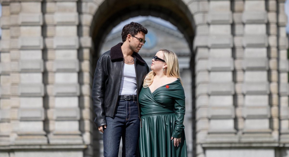 bfeatherington's tweet photo. She played the fiddle in an Irish band but she fell in love with an English man https://t.co/of6AnZ1xaf
