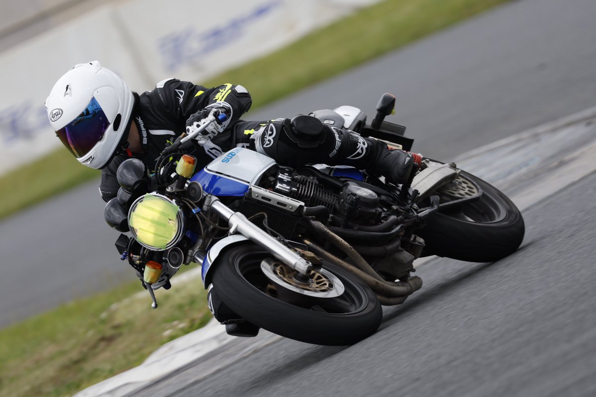 hatathiotoko's tweet photo. また走りたいですなぁ
 #GSX400インパルス https://t.co/OWWxccFyaK