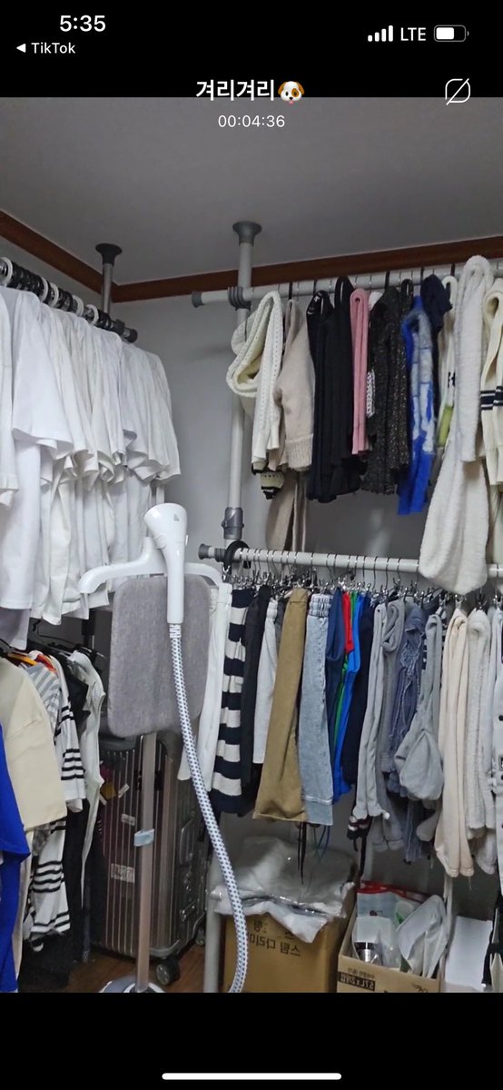 hangy00l's tweet photo. Kak celana garis garis item putih etalase nomor berapa https://t.co/UamheyKqva