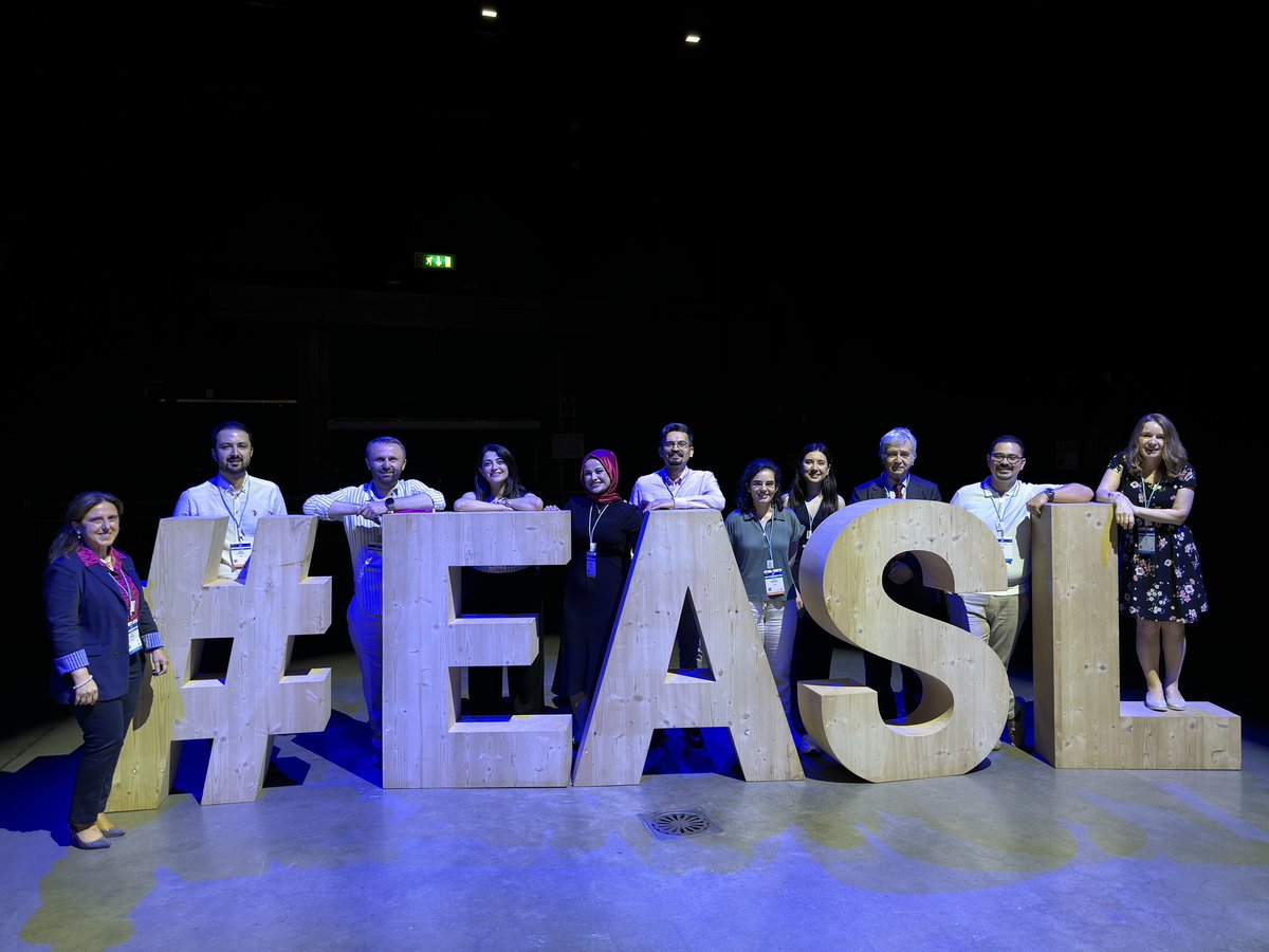 Dilara Turan Gökçe (@serebrozid) on Twitter photo Thrilled to represent TASL at the EASLCongress2024 in Milan! Proud to stand with fellows and experts of the liver health. #EASL #Hepatology #Milan2024 <a href="/tkadorg/">Türk Karaciğer Araştırmaları Derneği</a> <a href="/EASLnews/">EASLnews</a> #easlcongress <a href="/ProfYusufYilmaz/">Yusuf Yılmaz</a> <a href="/gupgupada/">Gupse Adali</a> <a href="/hasanerzn/">Hasan Eruzun</a> <a href="/scumaliefe/">Cumali Efe</a> <a href="/ilkayergenc/">Ilkay Ergenc</a> Thrilled to represent TASL at the EASLCongress2024 in Milan! Proud to stand with fellows and experts of the liver health. #EASL #Hepatology #Milan2024 <a href="/tkadorg/">Türk Karaciğer Araştırmaları Derneği</a> <a href="/EASLnews/">EASLnews</a> #easlcongress <a href="/ProfYusufYilmaz/">Yusuf Yılmaz</a> <a href="/gupgupada/">Gupse Adali</a> <a href="/hasanerzn/">Hasan Eruzun</a> <a href="/scumaliefe/">Cumali Efe</a> <a href="/ilkayergenc/">Ilkay Ergenc</a>
