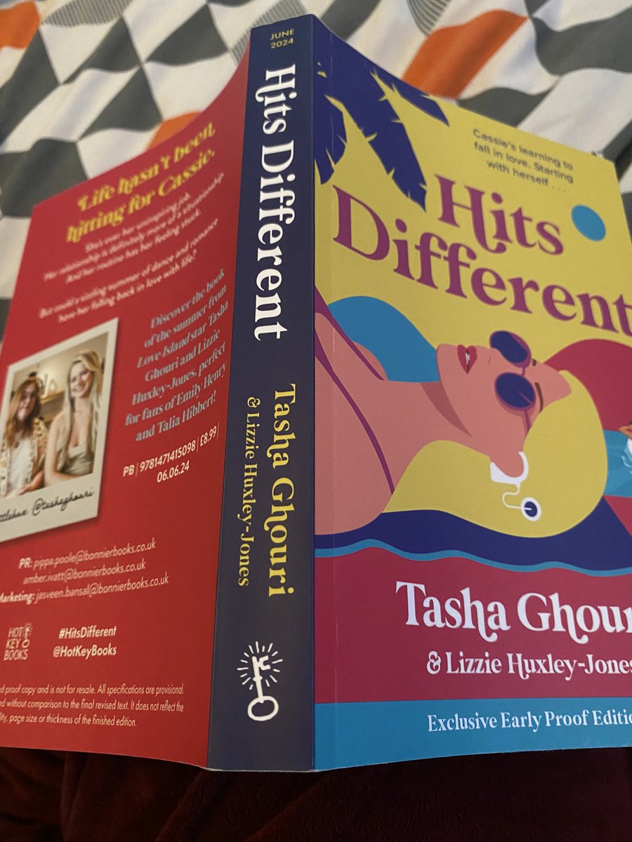 This book is so much fun. Diverse characters who become instant friends, rooms you’re always welcome in, a love interest to yearn for, a protagonist to root for and a delicious nostalgic summer vibe that tastes like paprika crisps and Fanta Limón. LOVED IT. Congrats <a href="/littlehux/">hux | lizzie huxley-jones 🍟📚 (they/them)</a>