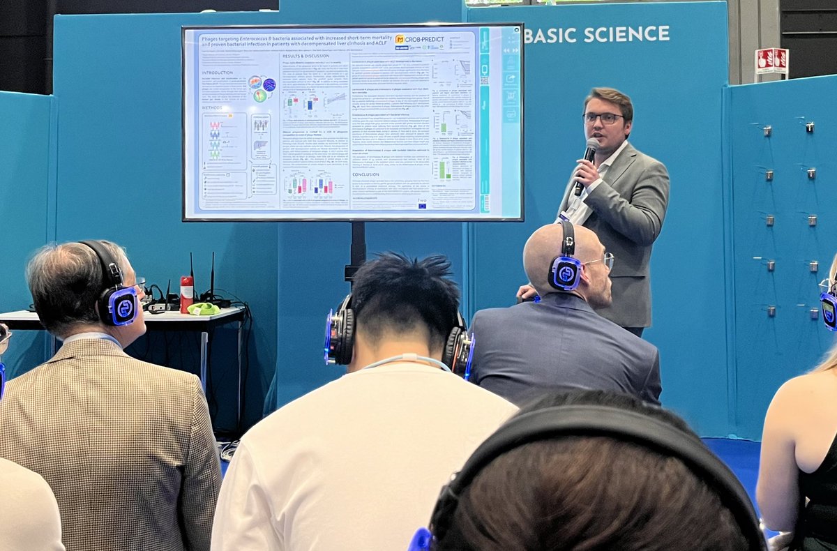 Marisa Isabell Keller (@maelschermarisa) on Twitter photo Maximilian Brol presents the gut #virome analysis in patients with decompensated cirrhosis, performed by <a href="/LoreVanEspen/">Lore Van Espen</a> and colleagues, during the #BasicScience poster session at #EASL. 🦠
That’s our #teamwork spirit in <a href="/MicrobPredict/">MICROB-PREDICT</a>!👏✨
#interdisciplinaryResearch #LiverDisease Maximilian Brol presents the gut #virome analysis in patients with decompensated cirrhosis, performed by <a href="/LoreVanEspen/">Lore Van Espen</a> and colleagues, during the #BasicScience poster session at #EASL. 🦠
That’s our #teamwork spirit in <a href="/MicrobPredict/">MICROB-PREDICT</a>!👏✨
#interdisciplinaryResearch #LiverDisease
