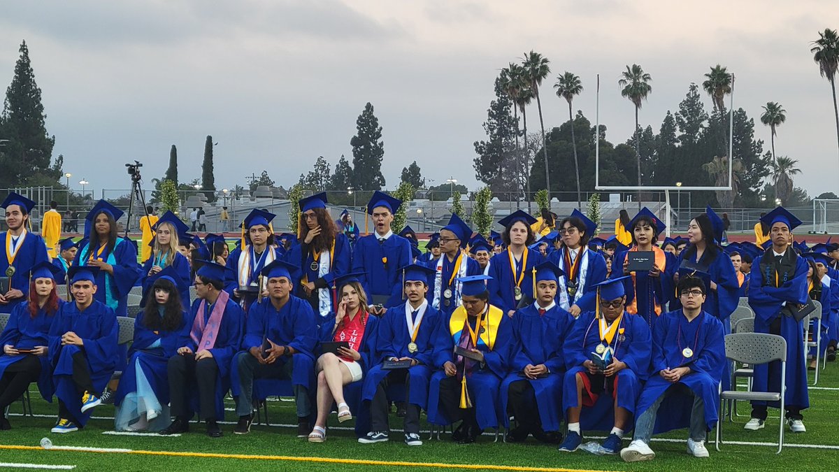 LMDistrict5's tweet photo. Congratulations La Mirada High School class of 2024.  Wishing you all the best in your future adventures of life. https://t.co/KI0UA1Lysf