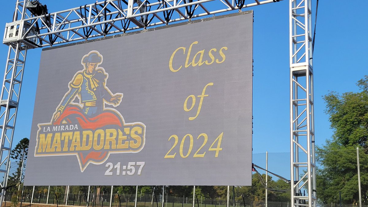 LMDistrict5's tweet photo. Congratulations La Mirada High School class of 2024.  Wishing you all the best in your future adventures of life. https://t.co/KI0UA1Lysf