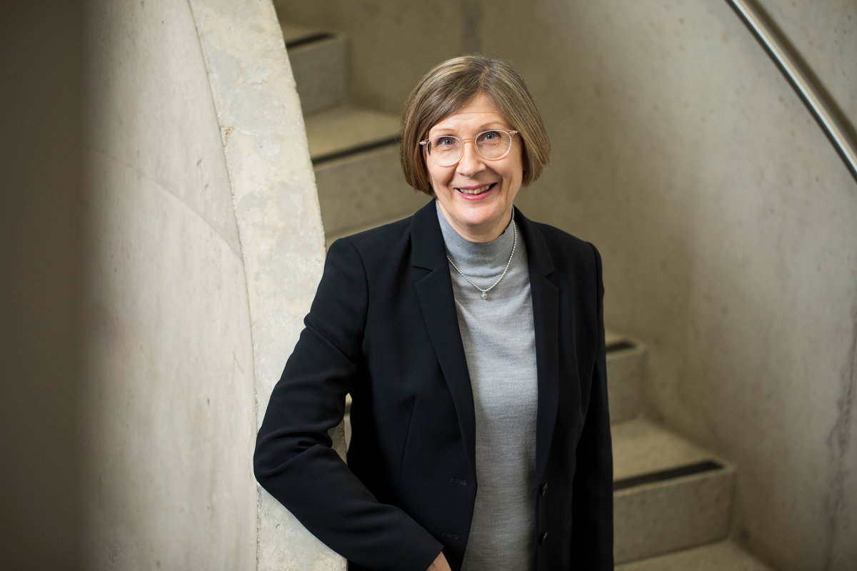 💎 Valtorin uusi visio: Turvalliset ja sujuvat ICT-palvelut – töissä Suomelle

Päivitetty visiomme tehtiin yhdessä johdon ja henkilöstön kanssa. 

Lue lisää verkkosivultamme: valtori.fi/-/valtorin-uus…
#TöissäValtiolla #TöissäSuomelle

Kuva: Toimitusjohtaja Marja Rantala 
Valtori