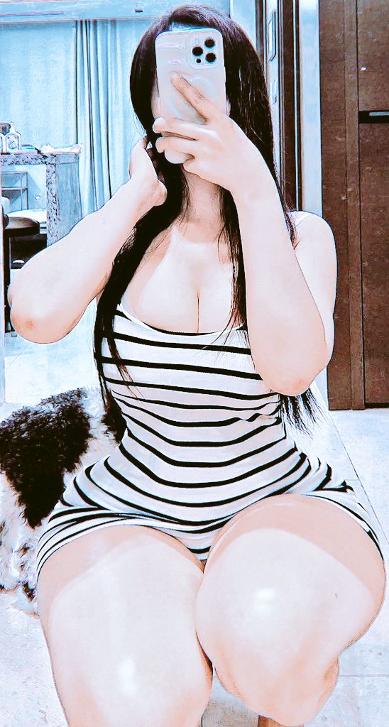 Prettyflxffy's tweet photo. Les desea un buen día. 💙 https://t.co/LYlVYTGghH