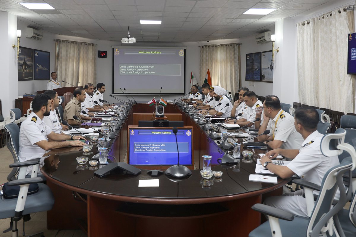 SpokespersonMoD's tweet photo. Strengthening maritime ties! 🌊 The 6th edition of Staff Talks between the Indian Navy and the Royal Navy of Oman took place in New Delhi from 4-5 June 2024. 🇮🇳🇴🇲 #DefenceRelations #IndiaOman #MaritimeSecurity
More: https://t.co/8MVWTHbCQt https://t.co/LLpoVLbOy2